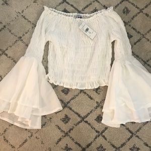 Fashion nova cropped bell sleeved shirt NWT